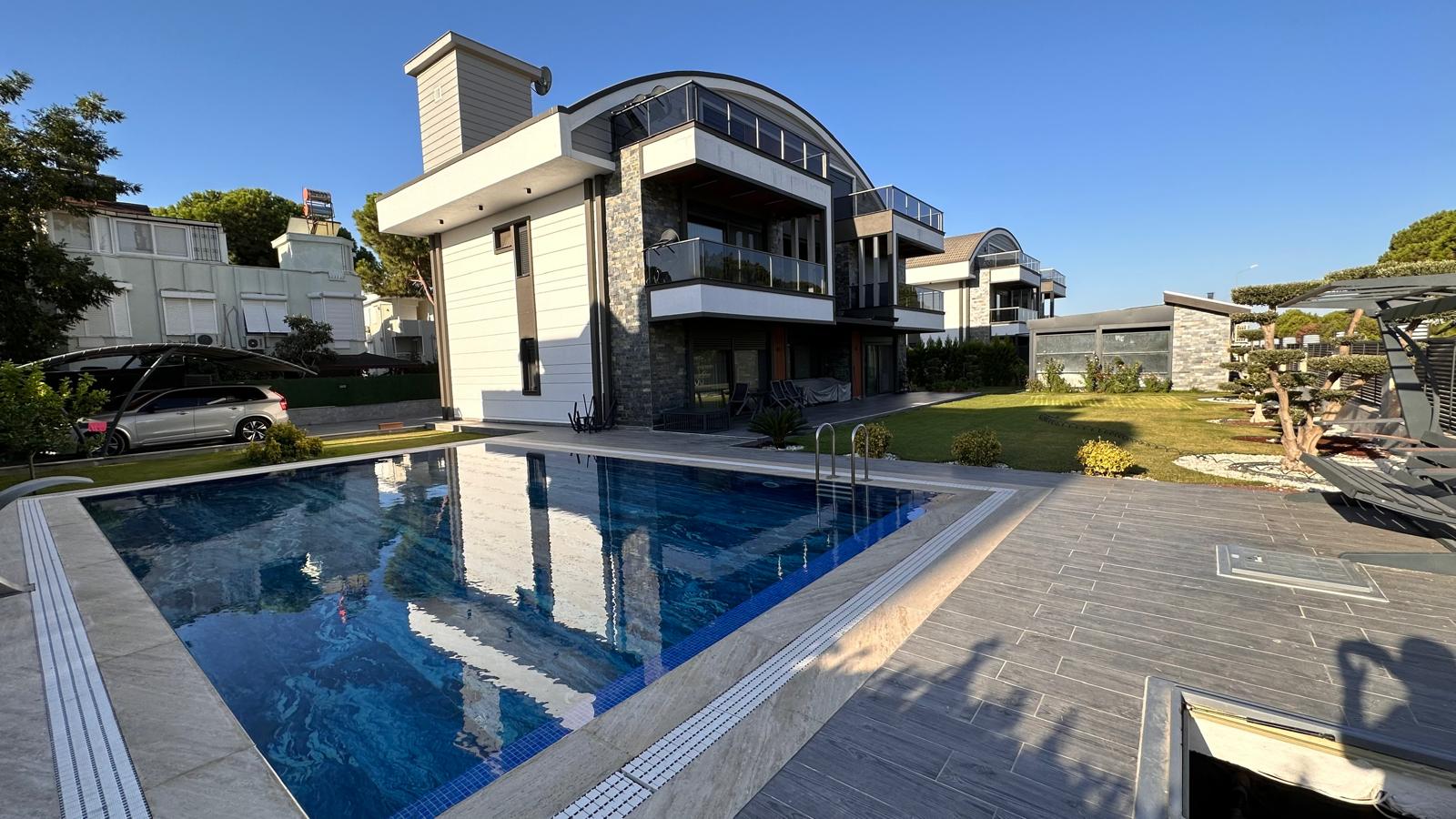 WhatsApp Image 2026-07-10 at 14.57.36 (1) Private Luxury Villa