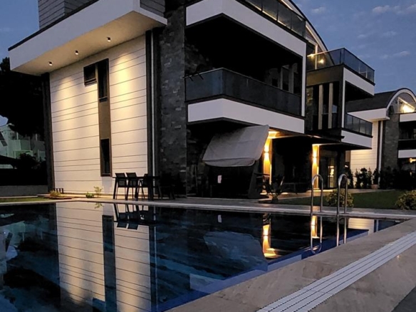 Private Luxury Villa