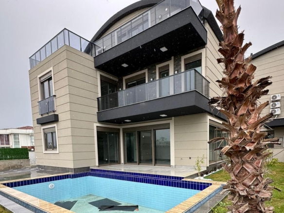 Luxury Smart Villa 4+1
