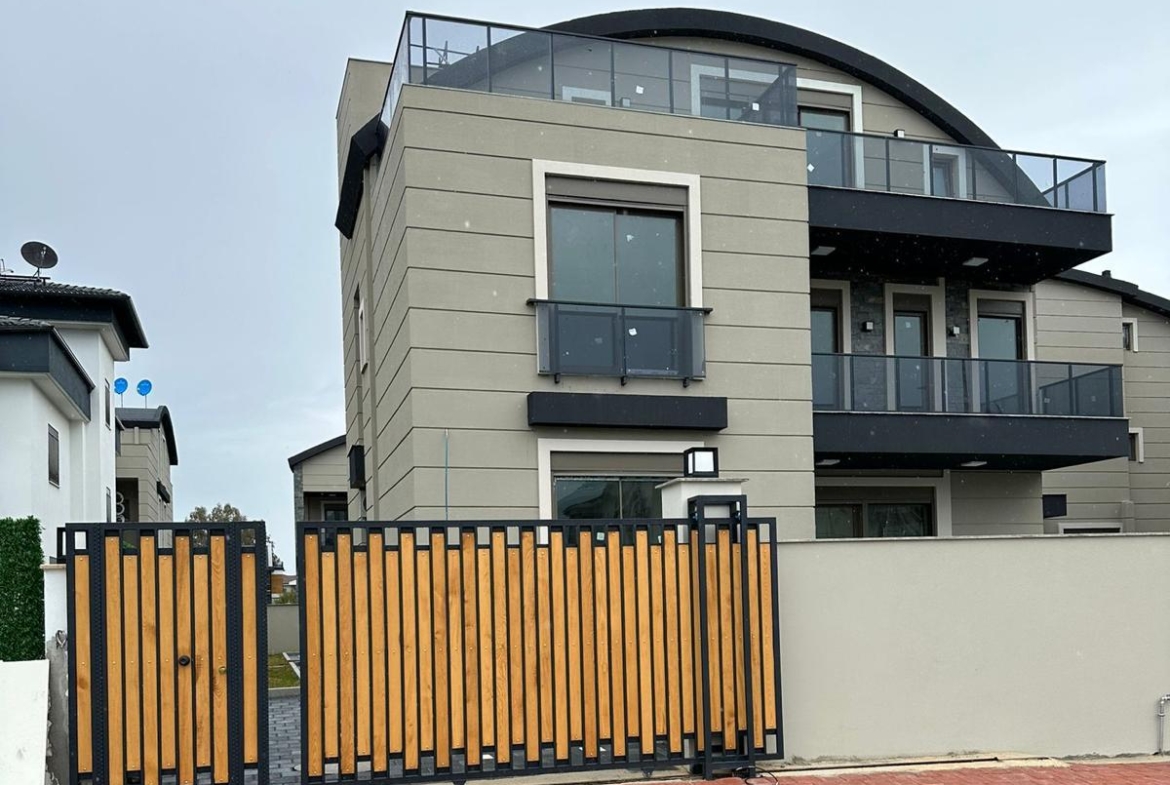 Luxury Smart Villa 4+1