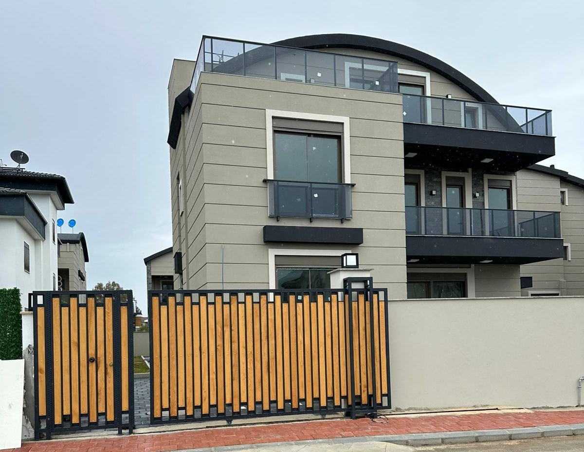 WhatsApp Image 2026-07-10 at 14.59.11 (19) Luxury Smart Villa 4+1