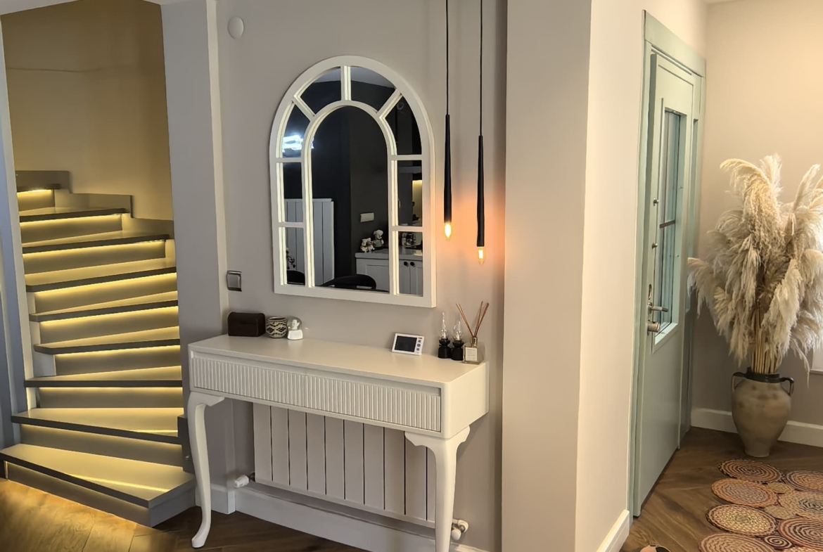 Premium Fully Furnished 6+1 Villa