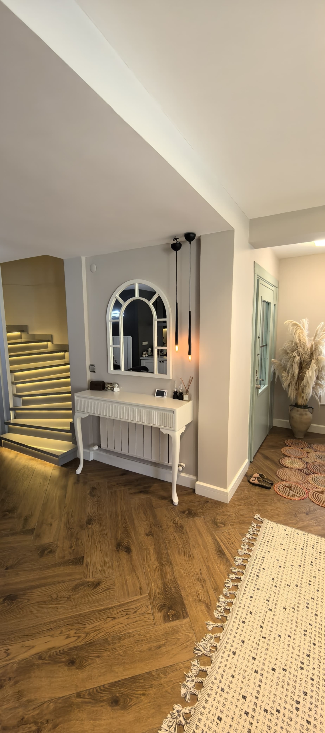 Premium Fully Furnished 6+1 Villa