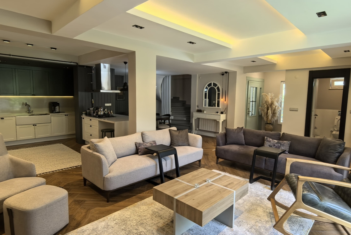 Premium Fully Furnished 6+1 Villa