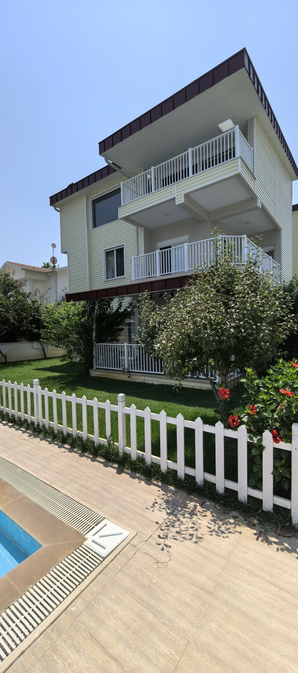 Premium Fully Furnished 6+1 Villa