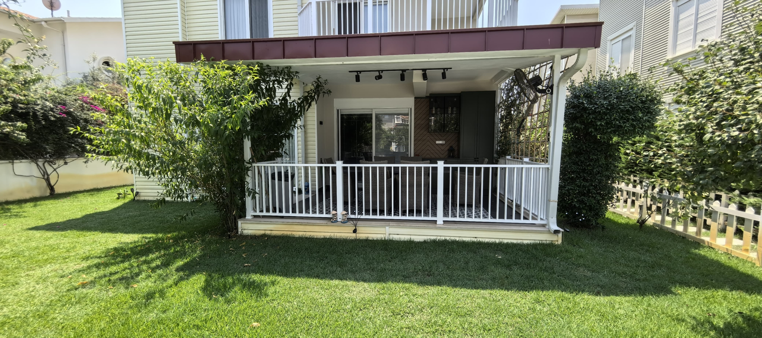 Premium Fully Furnished 6+1 Villa