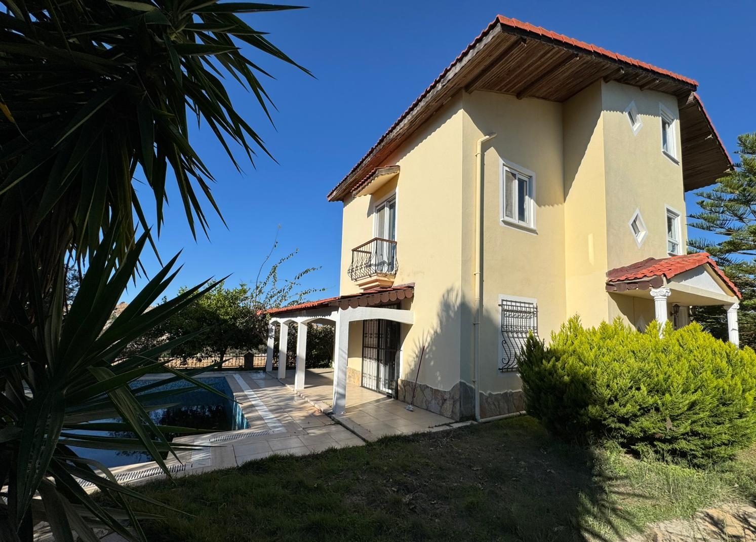 3+1 Detached Villa with Private Pool