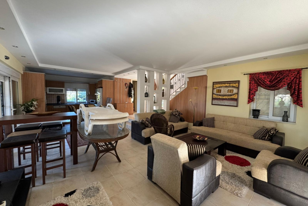 3+1 Detached Villa with Private Pool