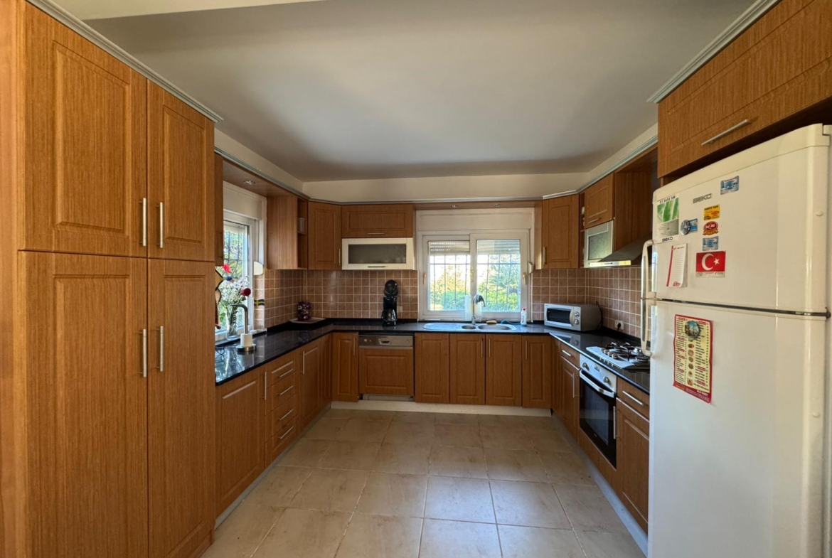 3+1 Detached Villa with Private Pool